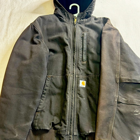 Carhartt men’s winter jacket - Picture 2 of 3